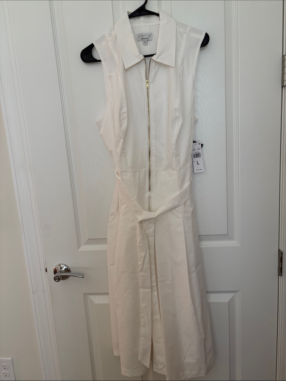 Sleeveless Cream Zip-Front Shirt Dress with Tie Waist